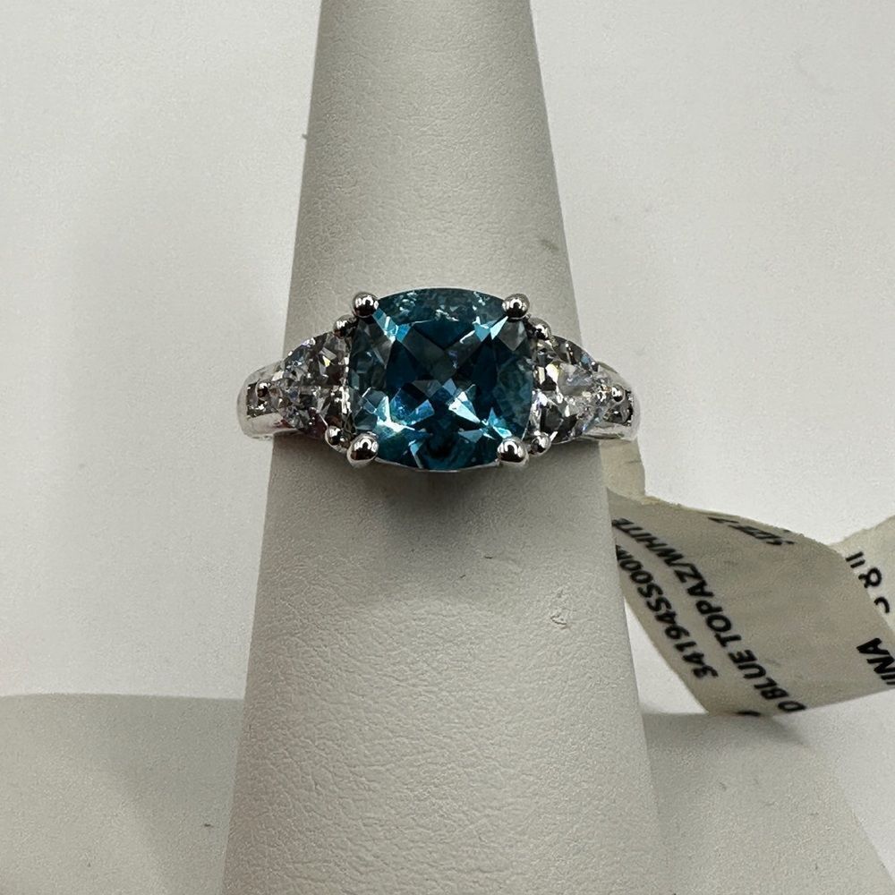 NWT heated blue topazβ with accent white topazβand cz diamonds in 925 ring!